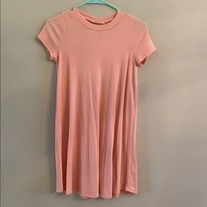 Flowy ribbed pink dress